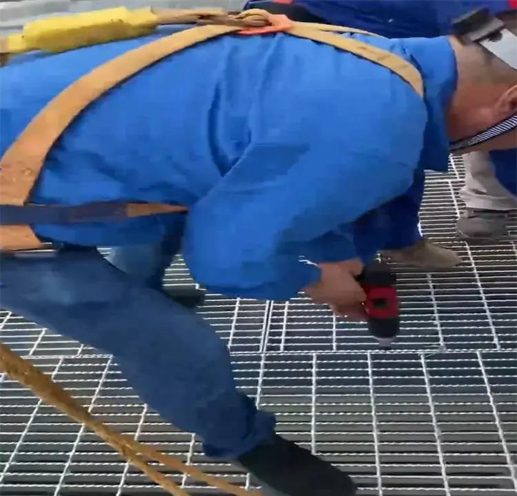 鍍鋅鋼格板 多用途之選的現代工程材料